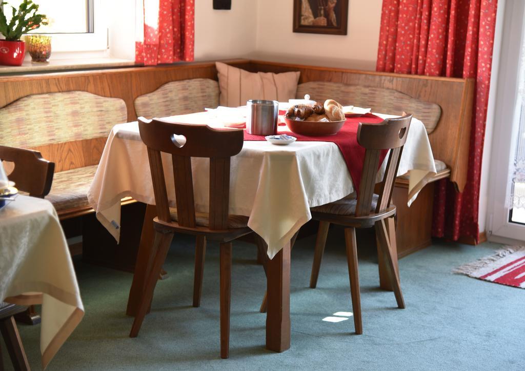 Fruehstueckspension Pachler Gosau Bagian luar foto